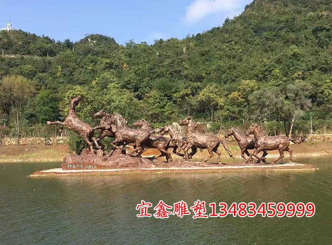貴州駿馬奔騰神駿呈祥銅雕塑